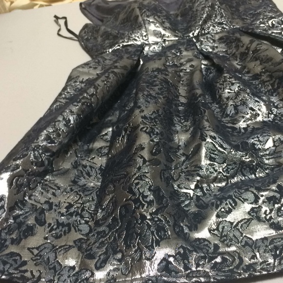 Parella Cocktail/Holiday Dress - Picture 3 of 5